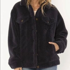 Women’s Amuse Society Sherpa jacket in Ink.